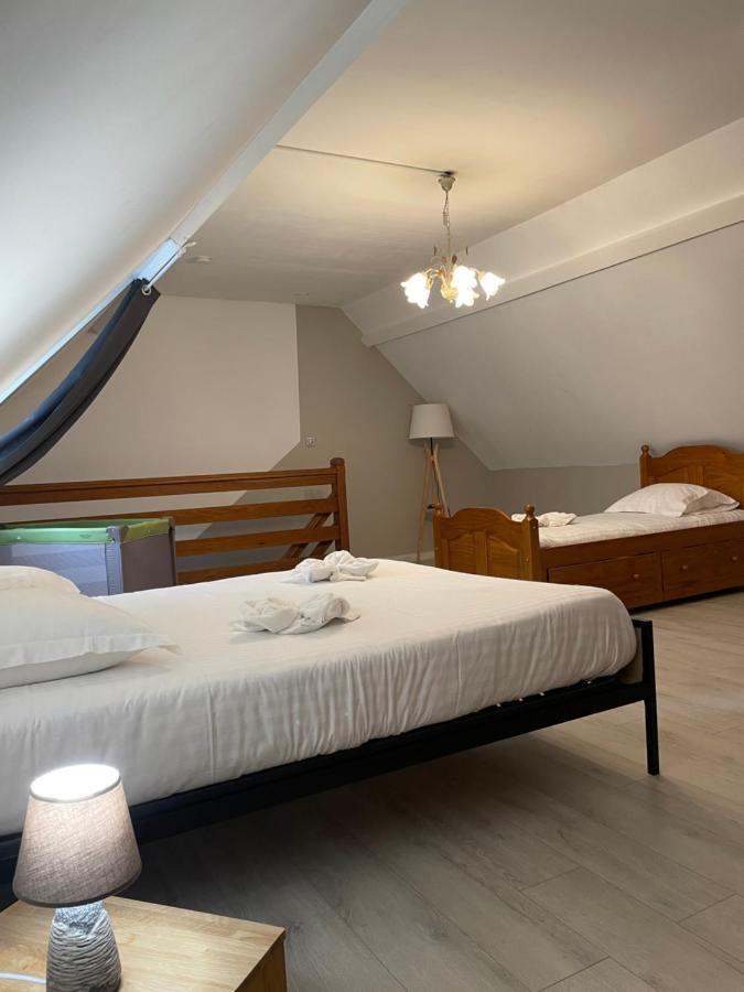 Logis Hotel- Restaurant Le Relais Guillaume De Normandy سانت فاليري سور سوم المظهر الخارجي الصورة