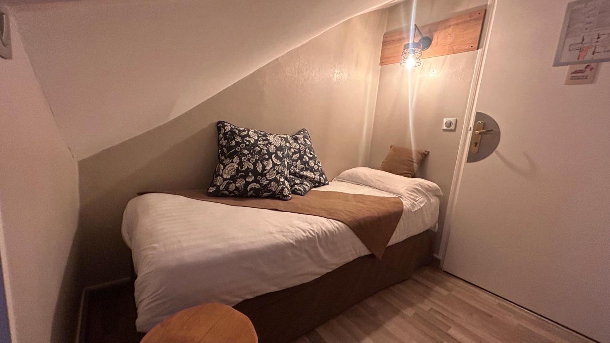 Logis Hotel- Restaurant Le Relais Guillaume De Normandy سانت فاليري سور سوم المظهر الخارجي الصورة