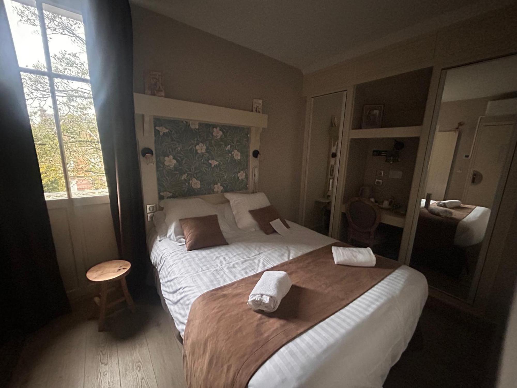 Logis Hotel- Restaurant Le Relais Guillaume De Normandy سانت فاليري سور سوم المظهر الخارجي الصورة